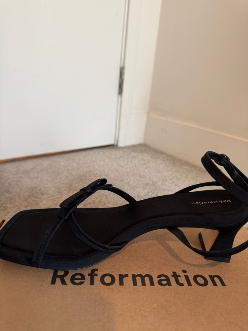 Reformation Black Square-Toe Strappy Sandals - Picture 4 of 7
